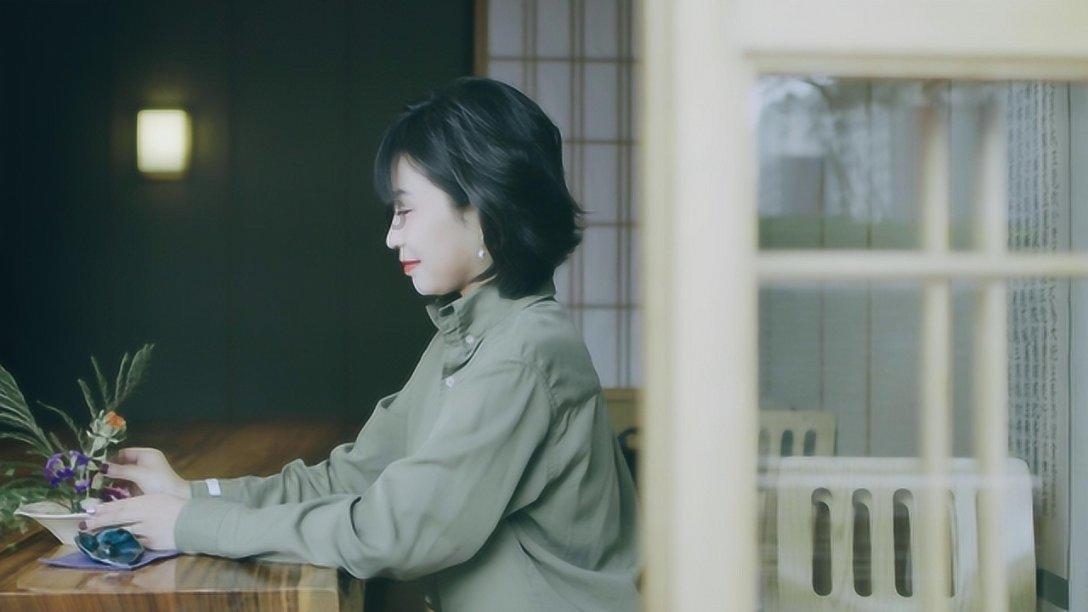伊能静：写稿的人请学会尊重女性。你怎么看待她的发言？游戏画面